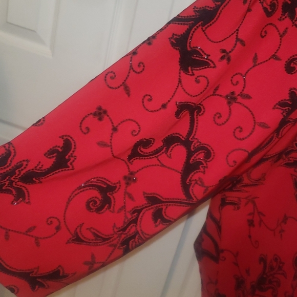 Blazer - Picture 3 of 4